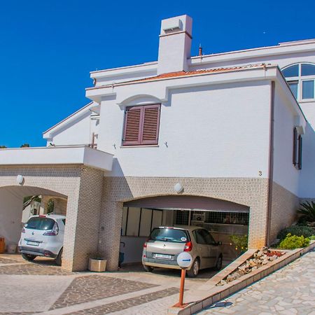 Apartments Punta & Vista In Krk Krk Town Bagian luar foto