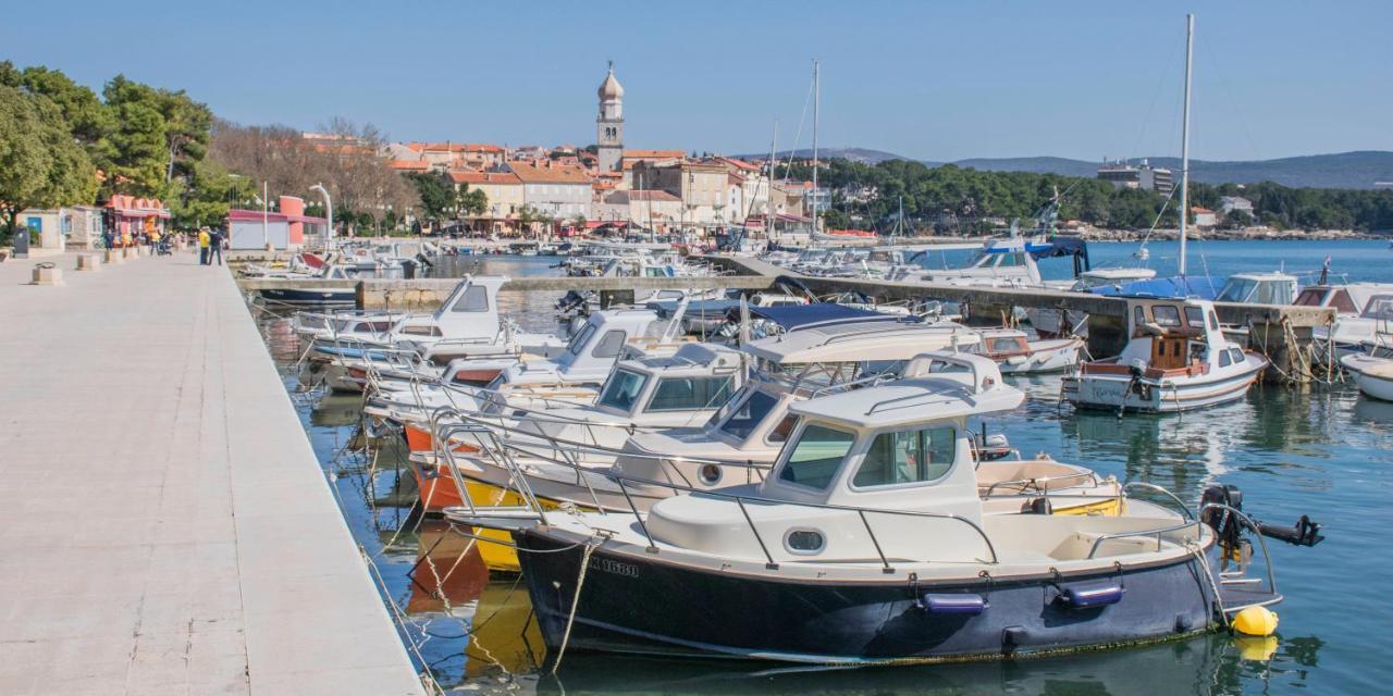 Apartments Punta & Vista In Krk Krk Town Bagian luar foto