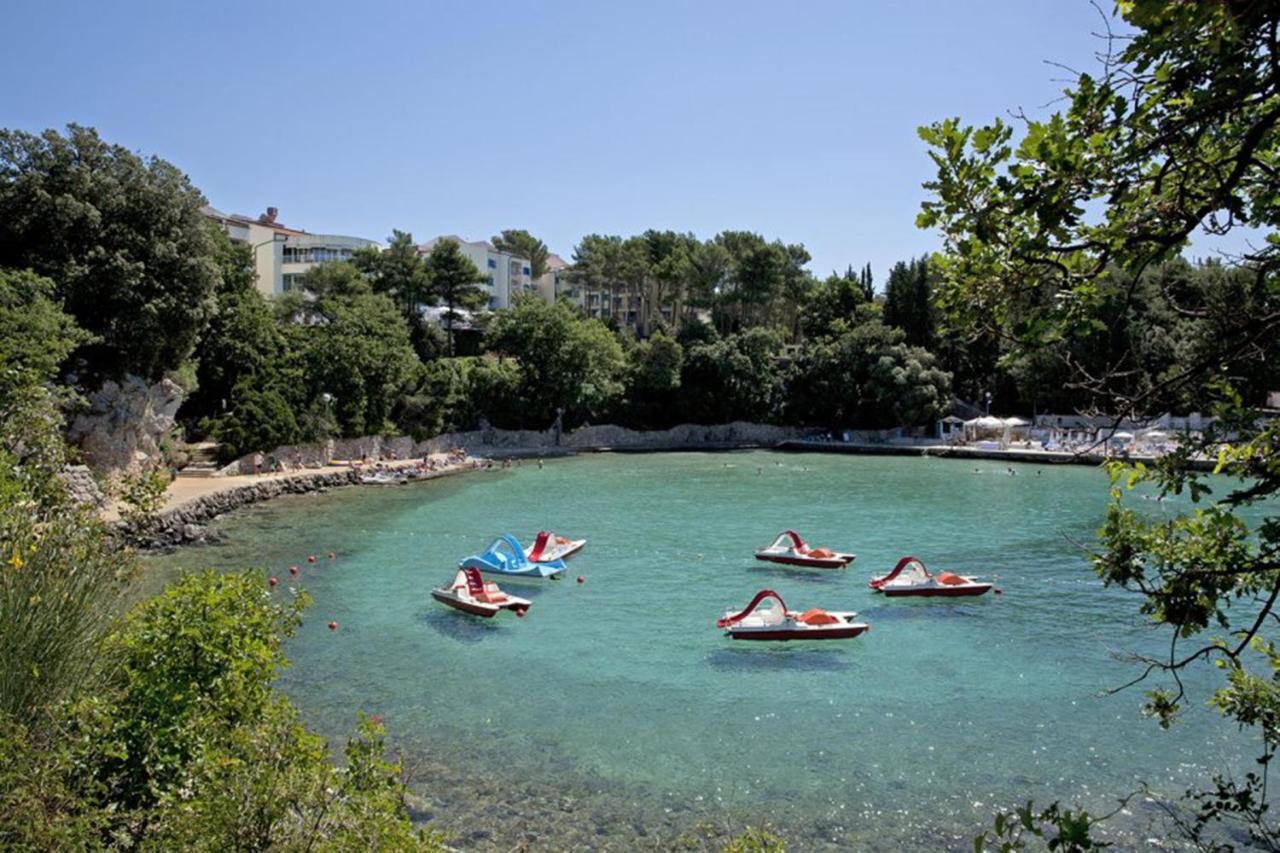 Apartments Punta & Vista In Krk Krk Town Bagian luar foto