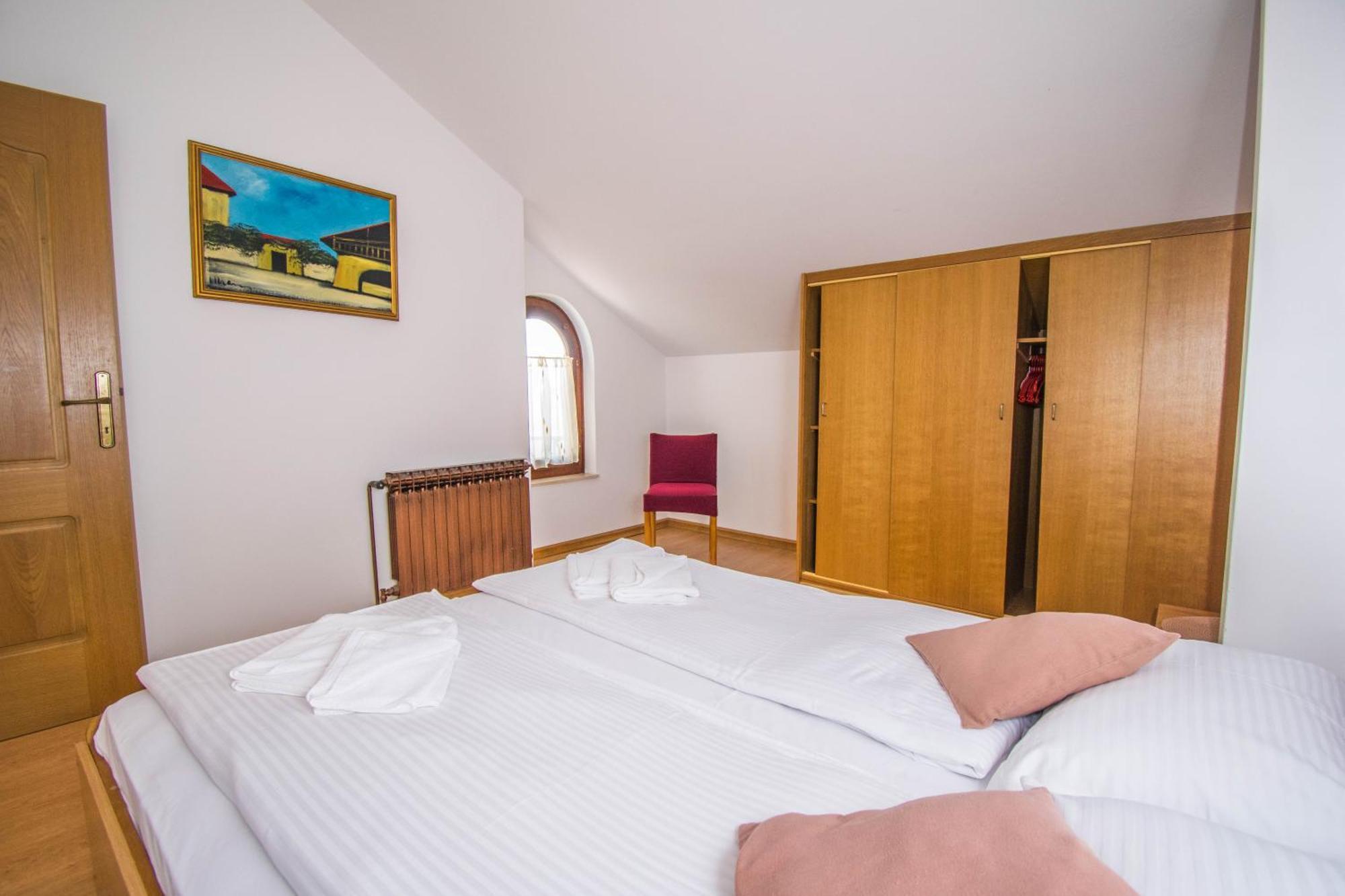 Apartments Punta & Vista In Krk Krk Town Bagian luar foto