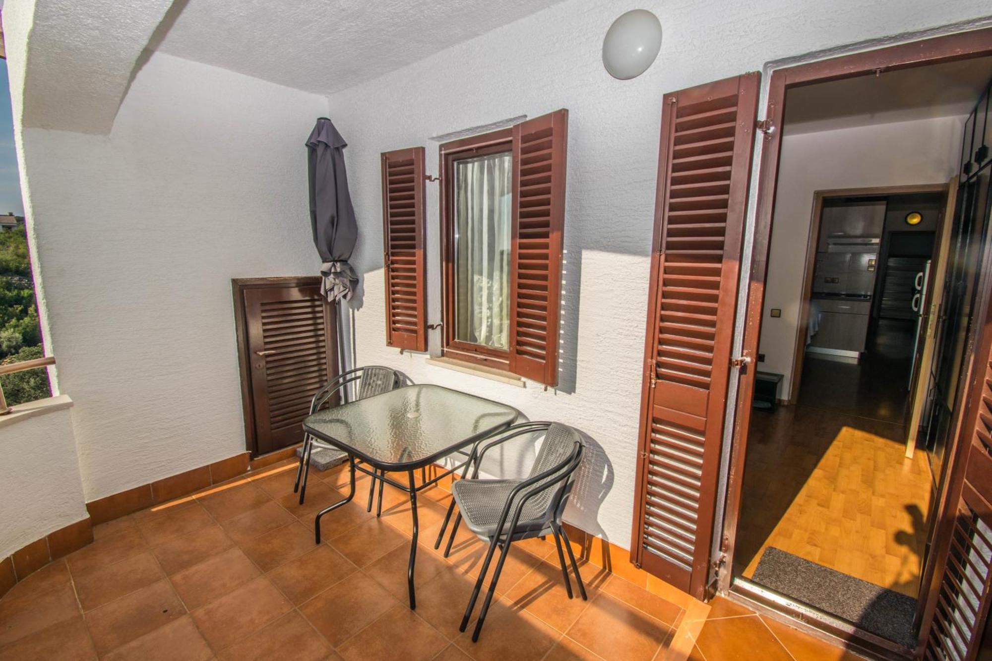 Apartments Punta & Vista In Krk Krk Town Bagian luar foto