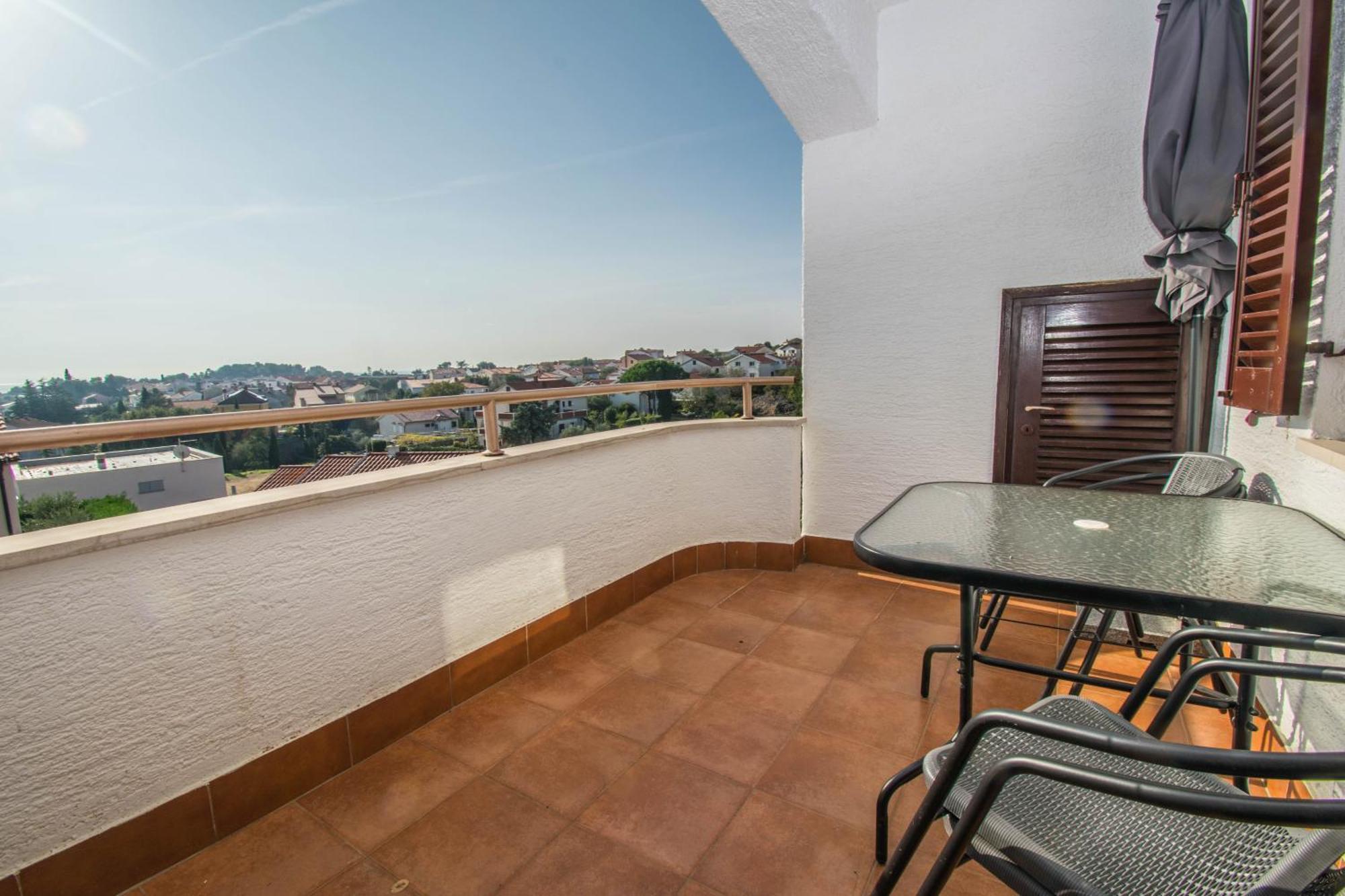 Apartments Punta & Vista In Krk Krk Town Bagian luar foto